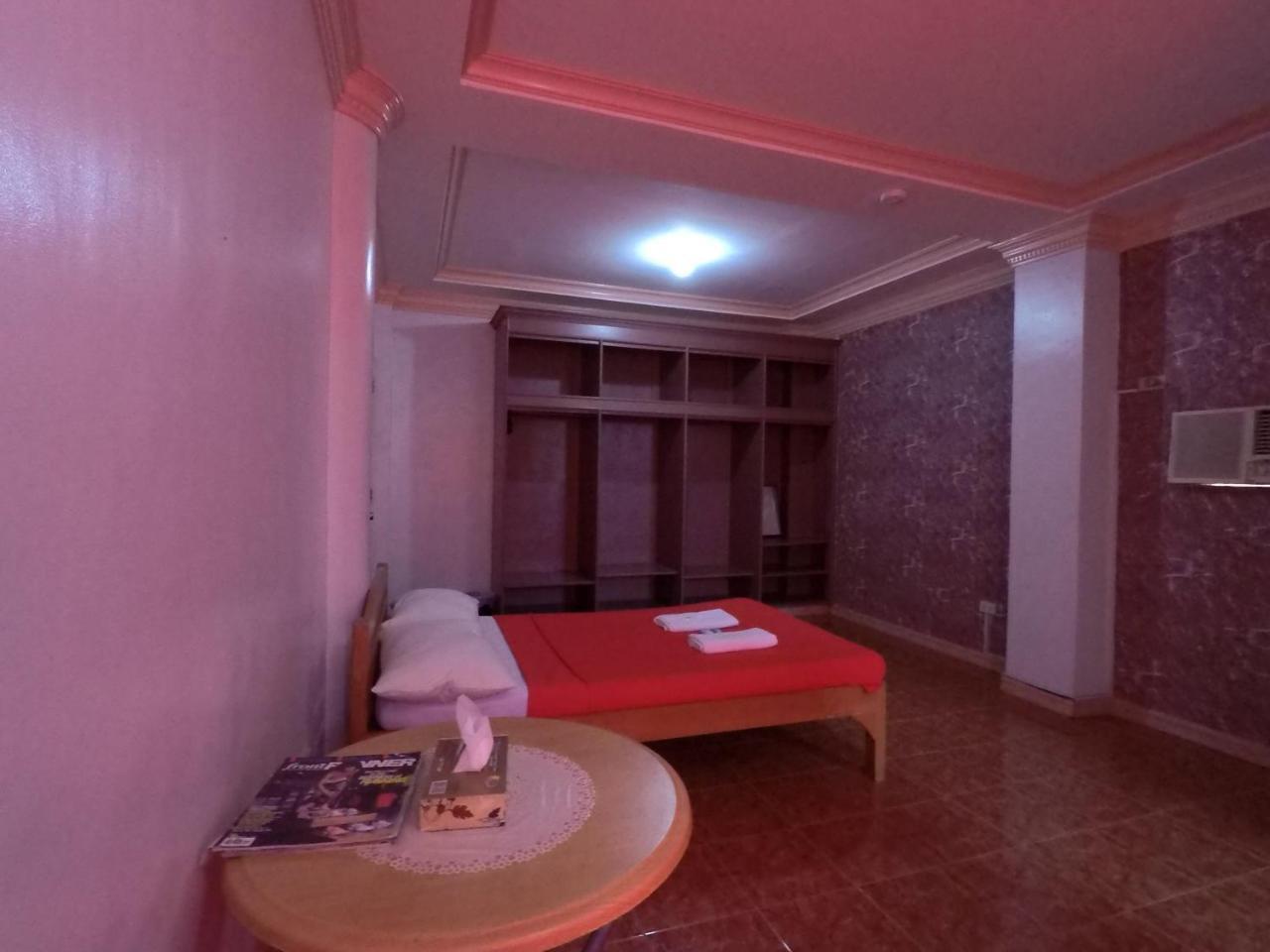 Pe'Re Aristo Guesthouse Mandaue City Exterior photo