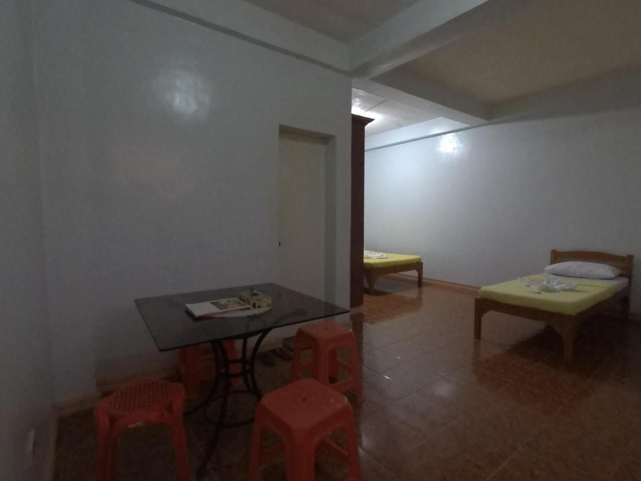 Pe'Re Aristo Guesthouse Mandaue City Exterior photo